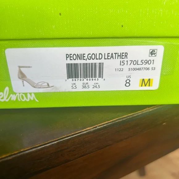 Sam Edelman gold stappy kitten heel sandal
Box included - Picture 5 of 5